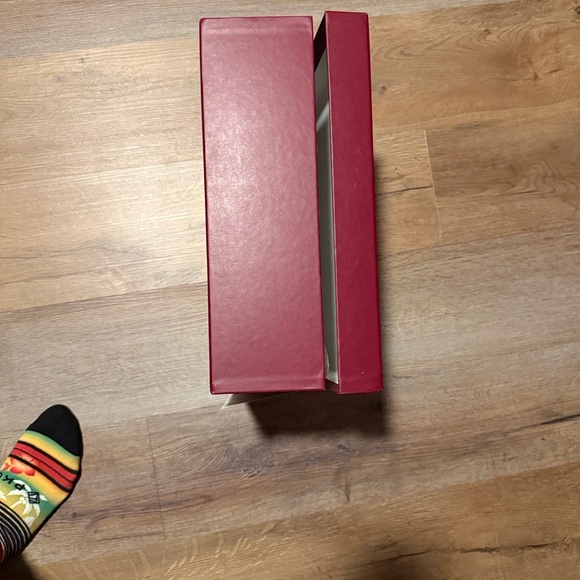 Gucci Burgundy Shoe Box - Picture 2 of 8